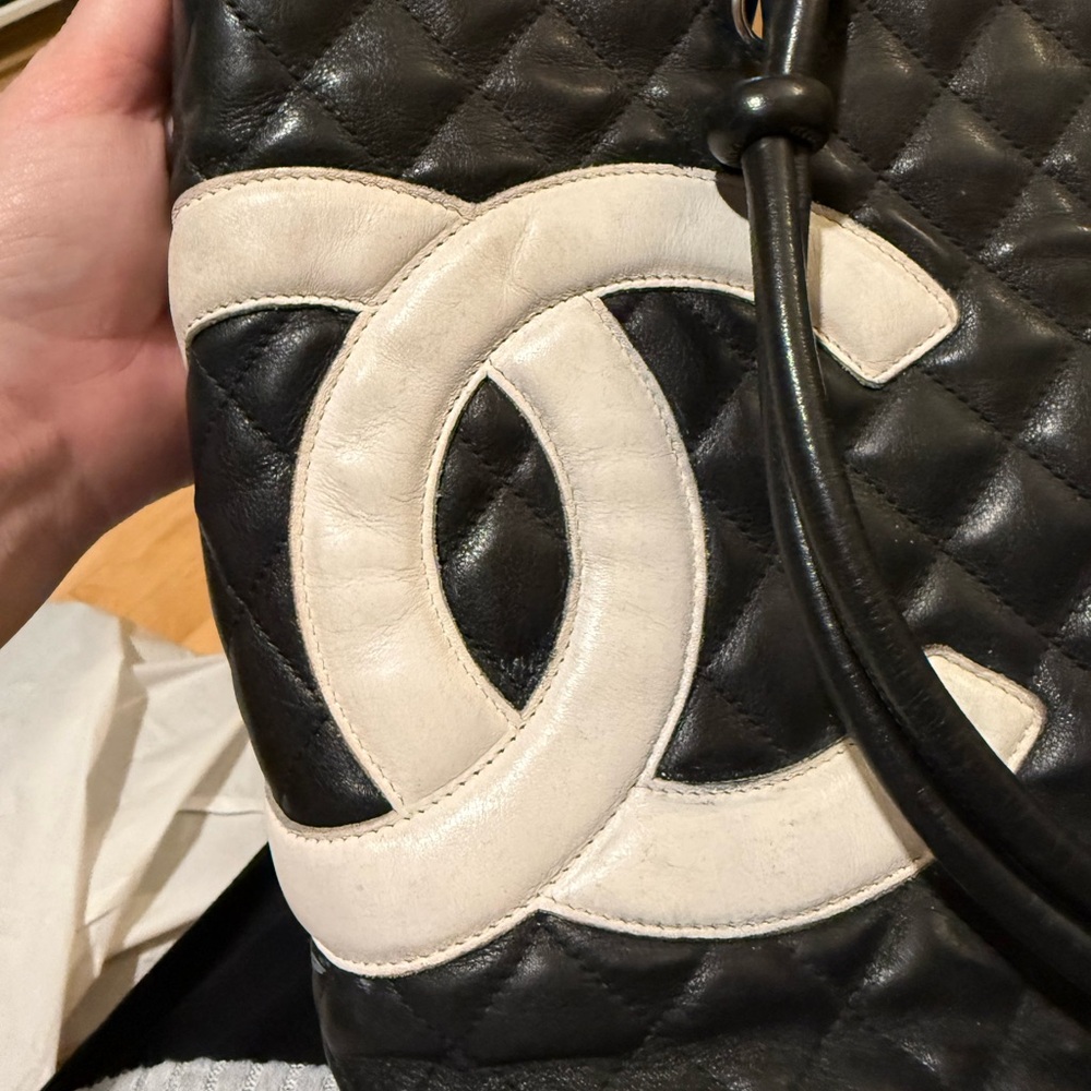 ✨ Chanel Cambon Ligne Ligne Quilted Tote ✨ - Picture 4 of 14